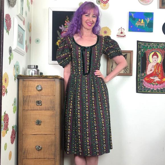 Vintage Scandinavian Bird Print Dress, Dark Cottagecore Puff Sleeve Dress, Sz M - Picture 10 of 10